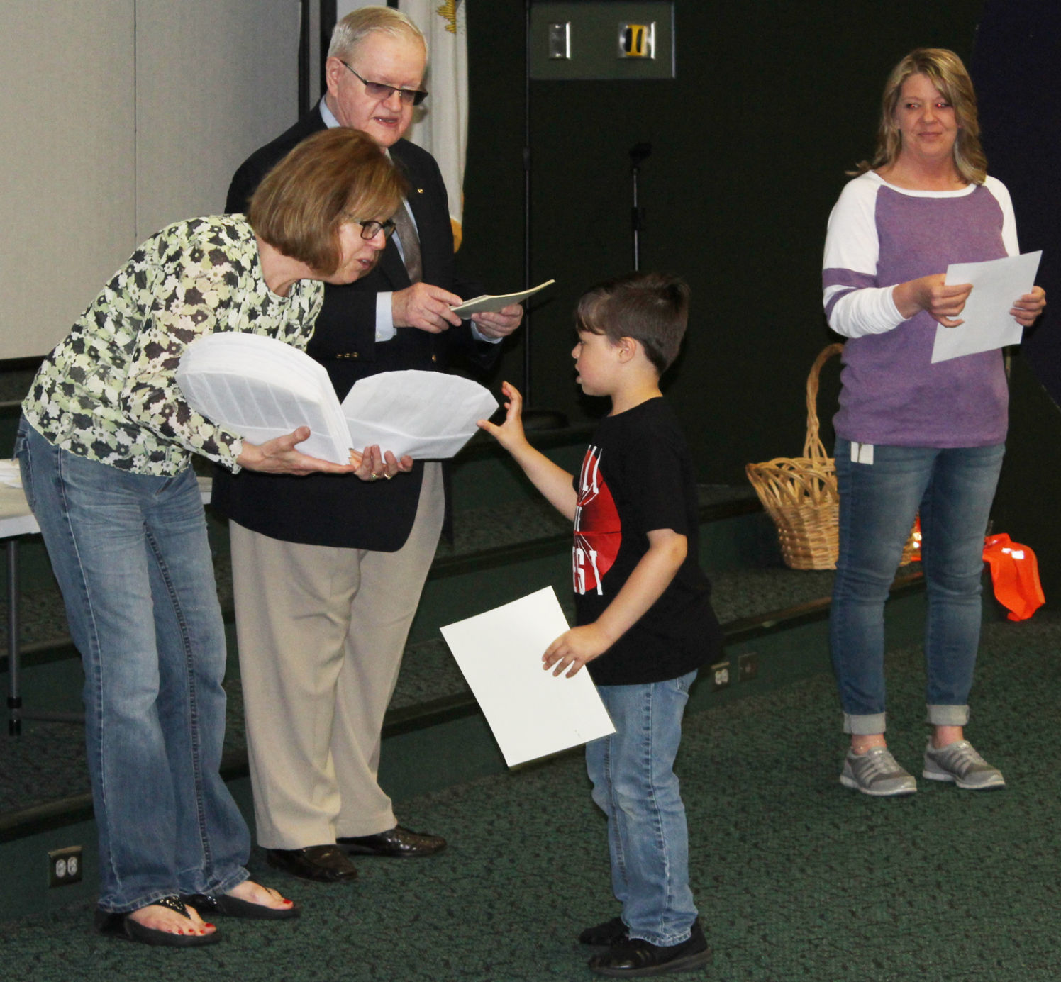 Williams 1st-graders receive Farm-2-Table certificates